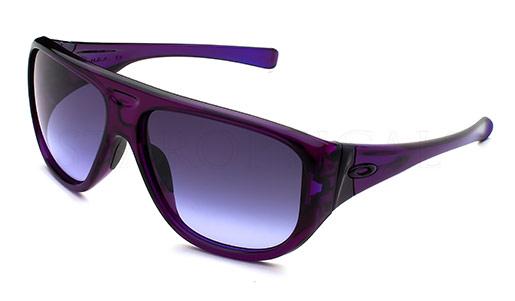 OAKLEY